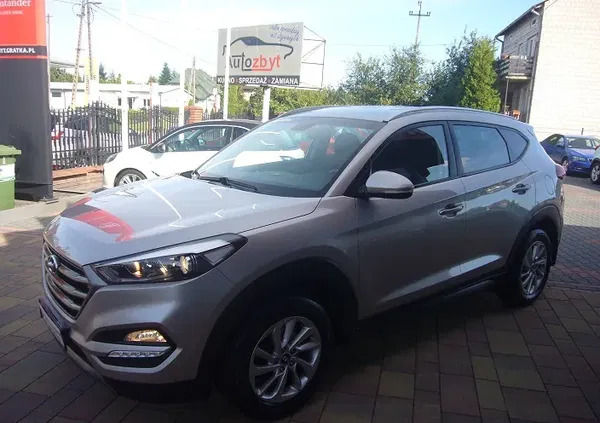 hyundai Hyundai Tucson cena 63700 przebieg: 176000, rok produkcji 2015 z Krzeszowice